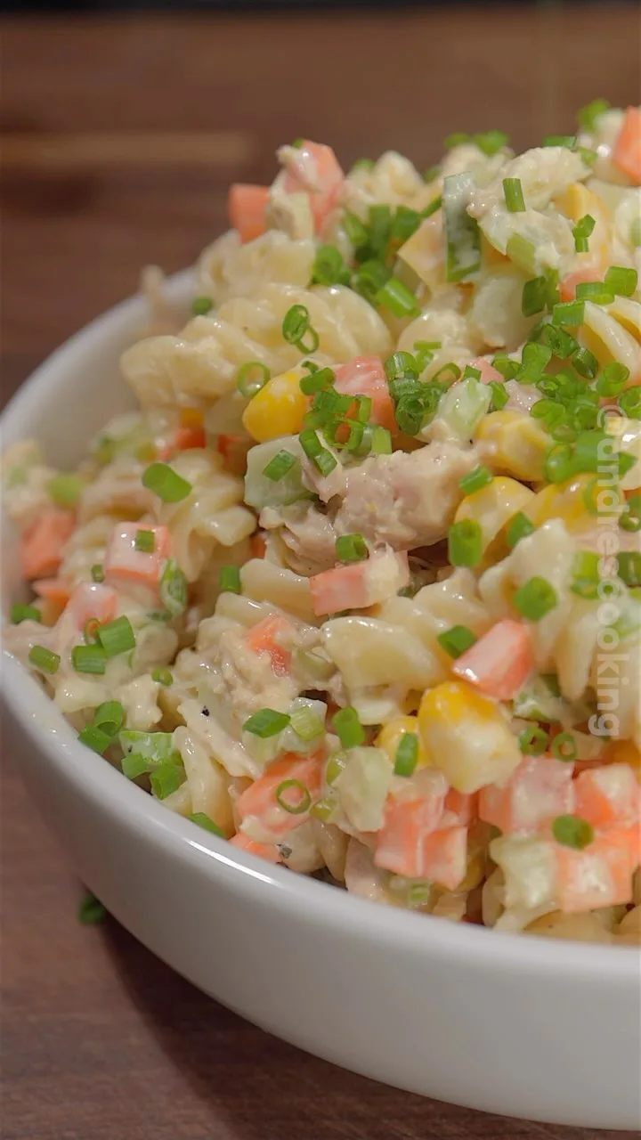 Picture for Pasta con Atun [Tuna Pasta Salad]