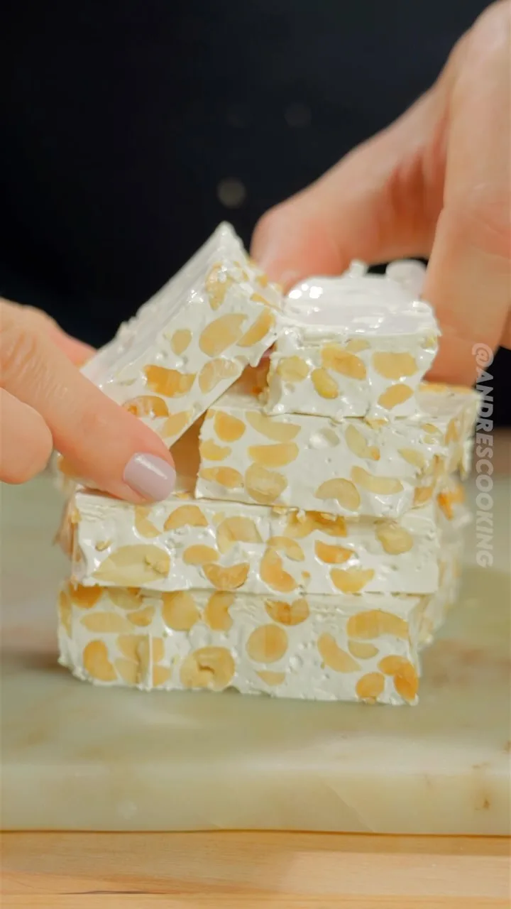Picture for Turrón [Nougat]